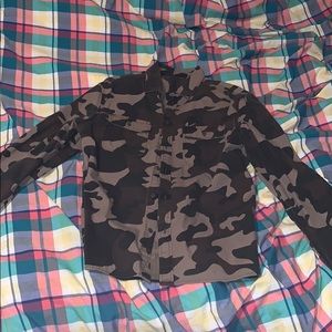 H&M Camo jacket size M